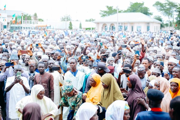 Voyages solidaires : comment et pourquoi les faire ?